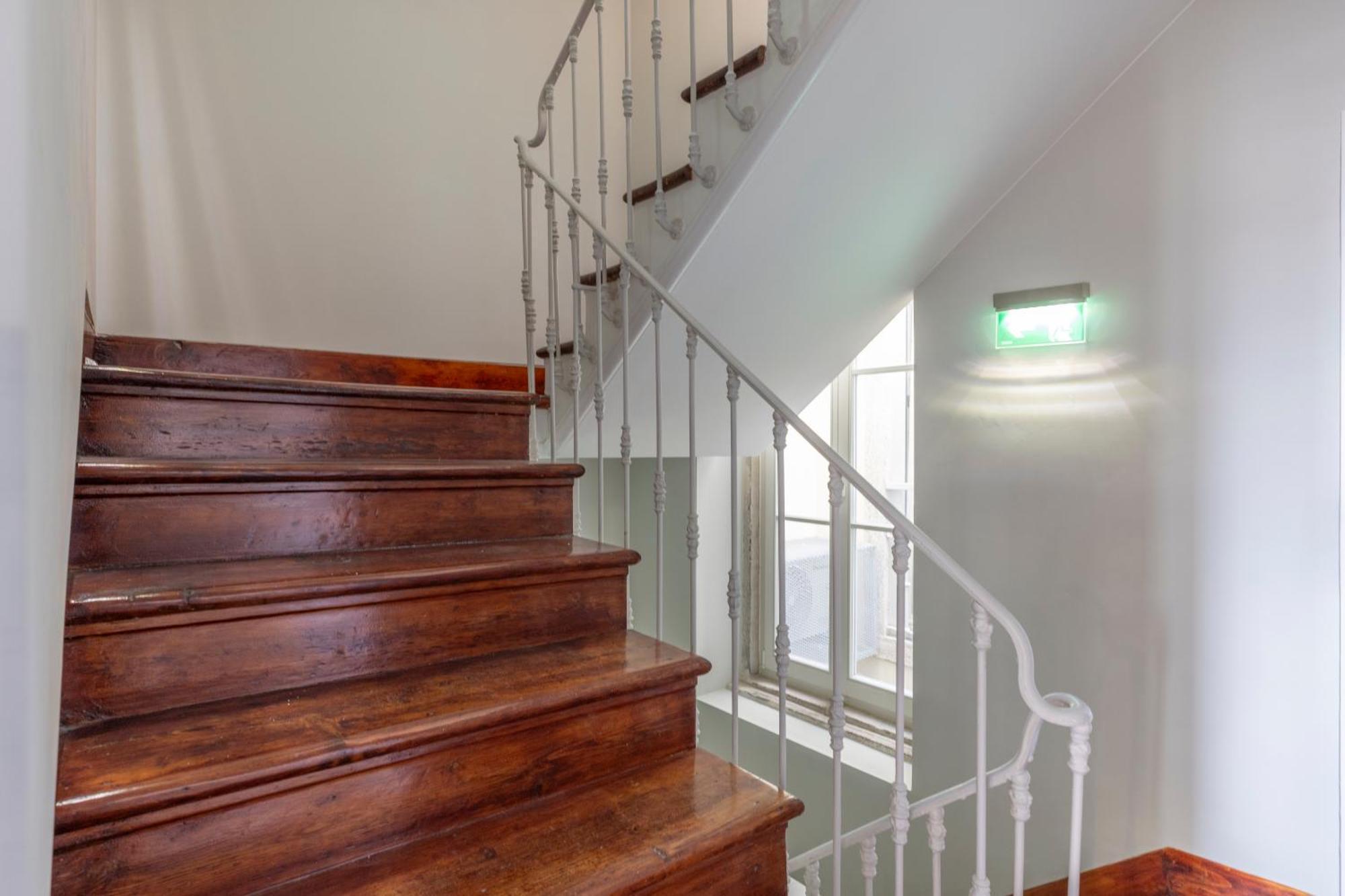 Libere Lisbon Principe Real Apartment ภายนอก รูปภาพ